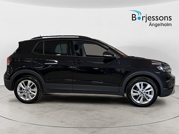 Volkswagen T-Cross 2 of 5