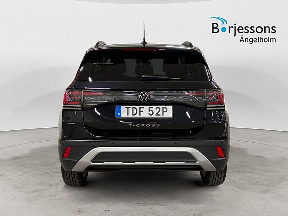 Volkswagen T-Cross 4 of 5