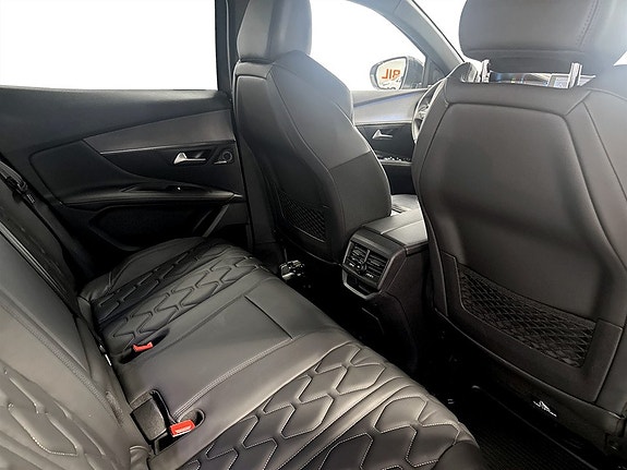 Peugeot 3008 12 of 15