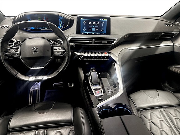 Peugeot 3008 6 of 15
