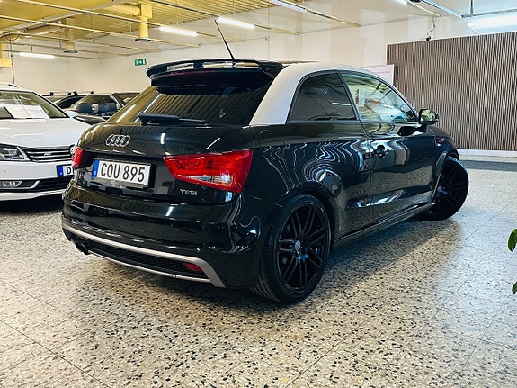 Audi A1 3 of 5