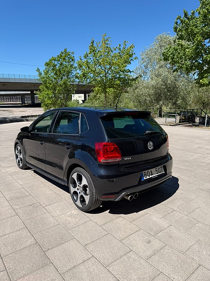 Volkswagen Polo 3 of 5