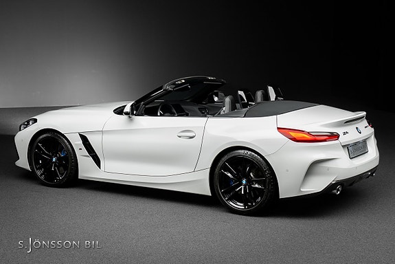 BMW Z4 7 of 28