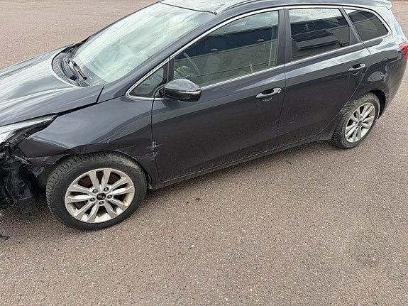 Kia Ceed 4 of 20