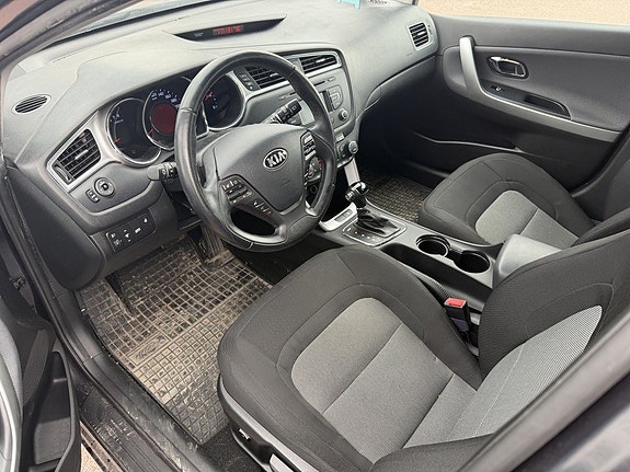 Kia Ceed 14 of 20