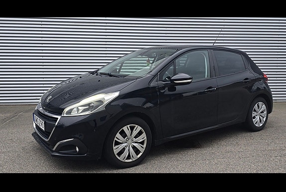 Peugeot 208 9 of 10