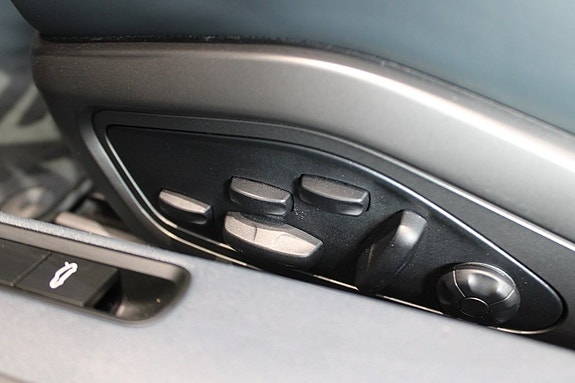 Porsche 911 19 of 27