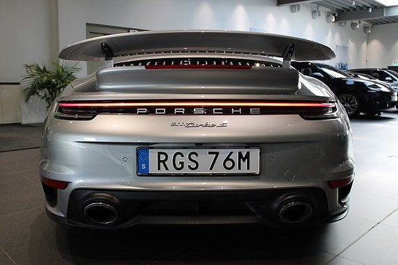Porsche 911 6 of 27