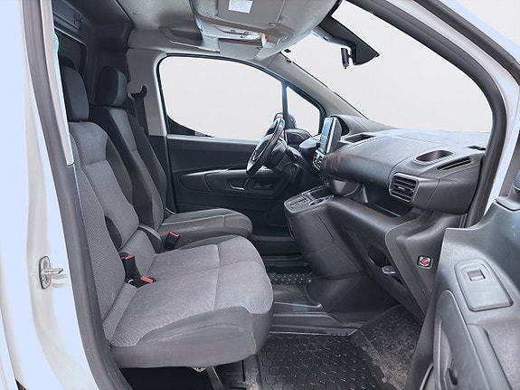 Peugeot e-Partner 11 of 18