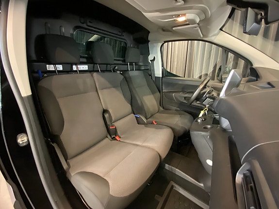 Peugeot Partner 8 of 30