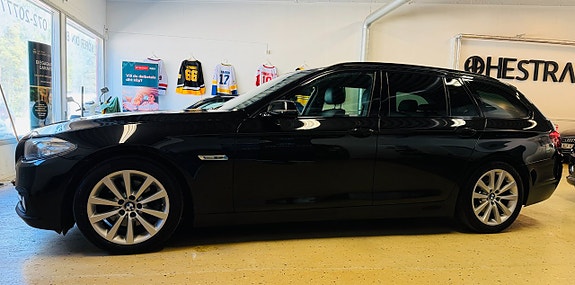 BMW 520d 4 of 5
