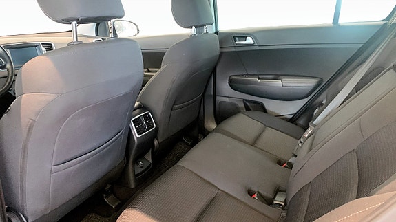 Kia Sportage 11 of 12