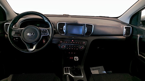 Kia Sportage 10 of 12