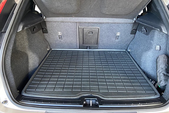 Volvo XC40 12 of 22