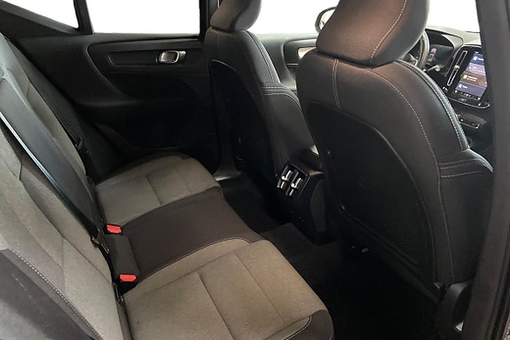 Volvo XC40 9 of 22