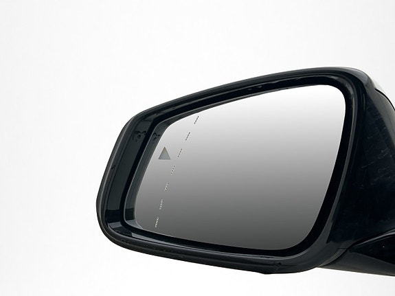 BMW 220i 10 of 30