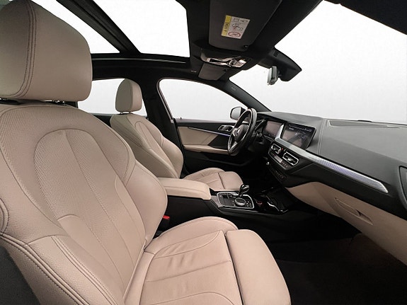 BMW 220i 30 of 30