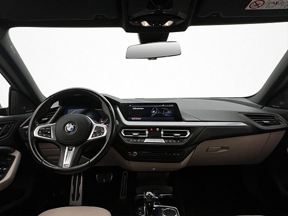 BMW 220i 14 of 30