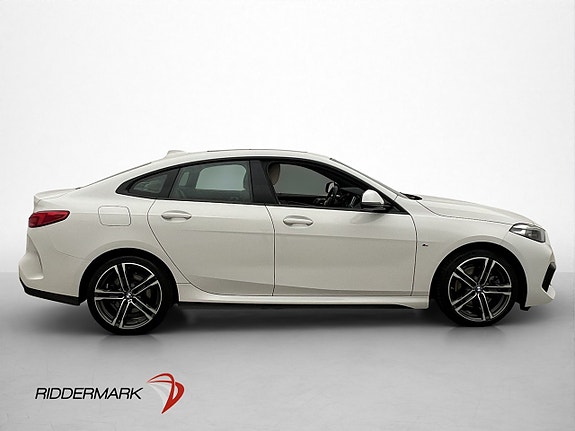 BMW 220i 9 of 30