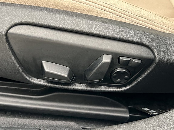 BMW 220i 29 of 30