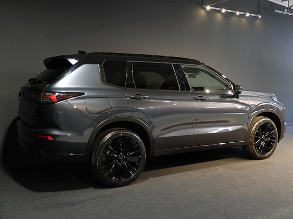 Mitsubishi Outlander 9 of 9