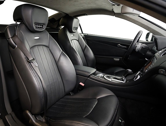 Mercedes-Benz SL63 25 of 27