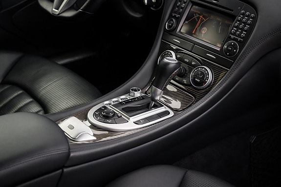 Mercedes-Benz SL63 24 of 27