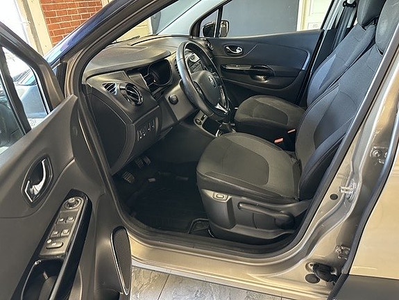Renault Captur 14 of 20