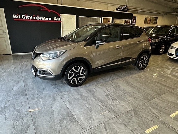 Renault Captur 2 of 20