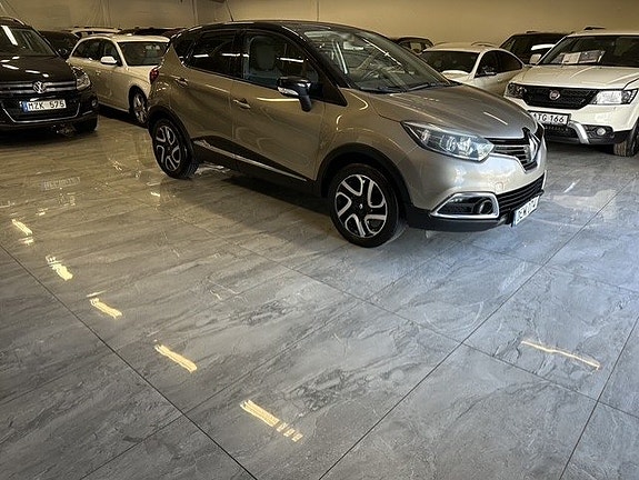 Renault Captur 3 of 20