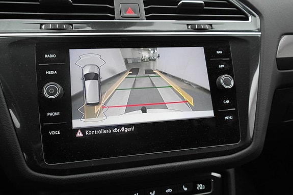 Volkswagen Tiguan Allspace 13 of 24