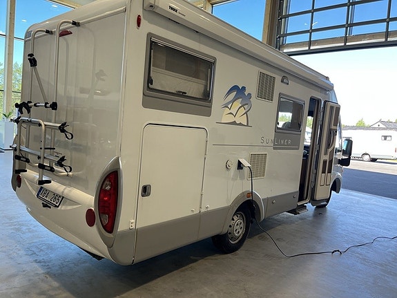 Knaus Sun Liner /ALDE/Solcell/Ugn/Taksäng/AC bodel 3 of 17