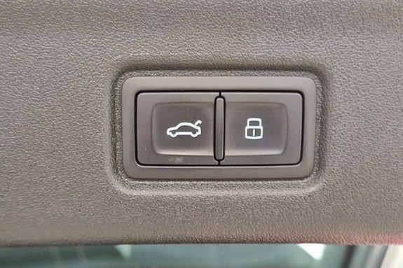 Audi Q6 e-tron 7 of 20