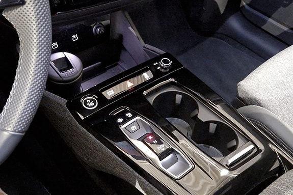 Audi Q6 e-tron 14 of 20