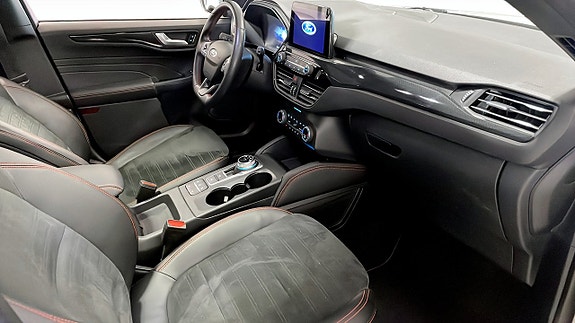 Ford Kuga 3 of 5