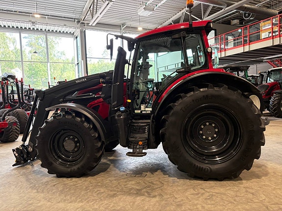 Valtra N155 E Unlimited 8 of 12