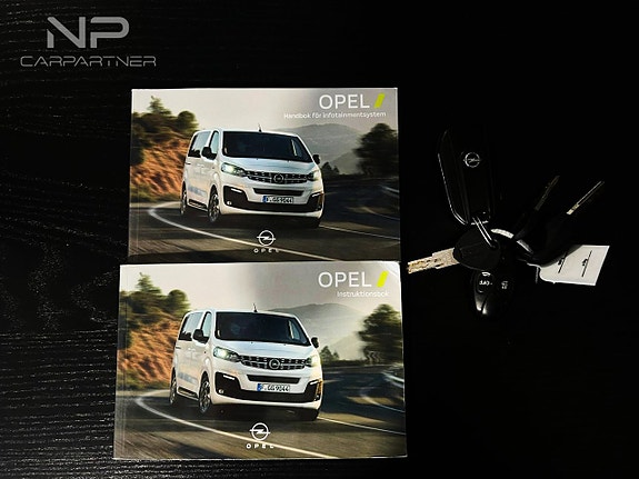 Opel Vivaro 24 of 25