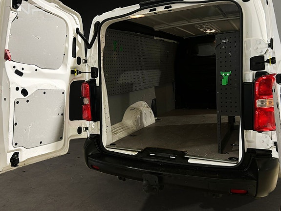 Opel Vivaro 10 of 25