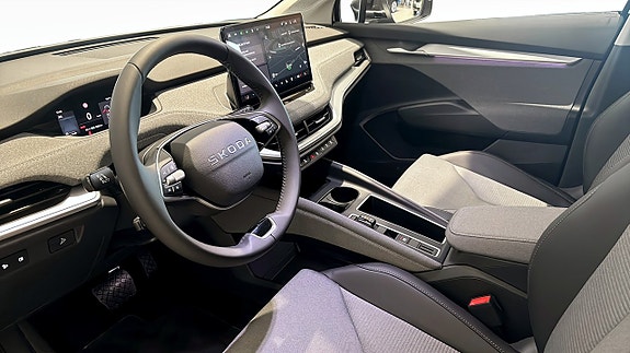 Skoda Enyaq 5 of 11