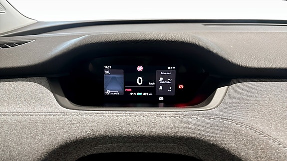Skoda Enyaq 7 of 11