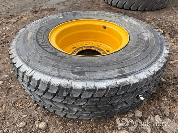 Entreprenaddäck Michelin X-crane 385/95R25 4 of 5