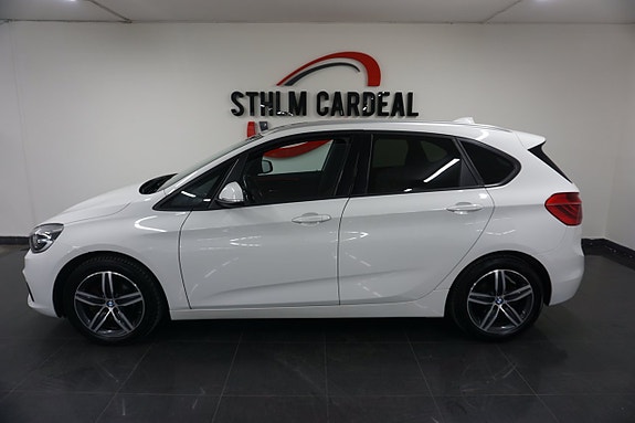BMW 218d 2 of 5