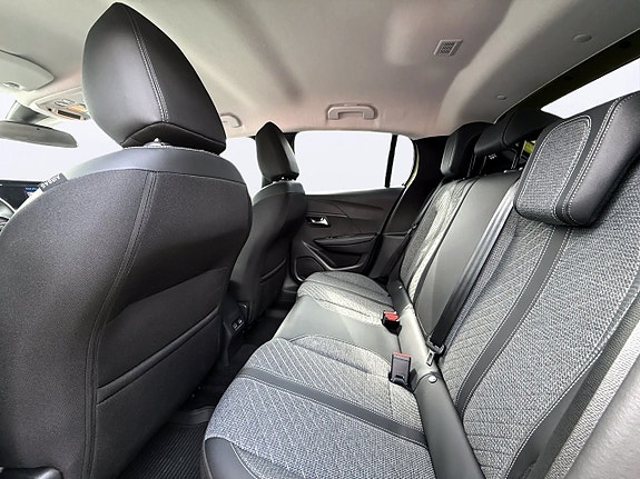 Peugeot 208 6 of 13
