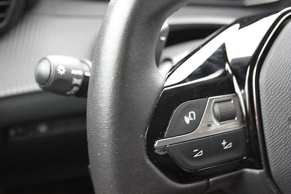 Peugeot 208 14 of 22