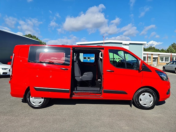 Ford Transit Custom 3 of 5
