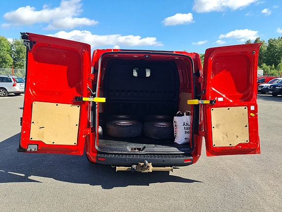 Ford Transit Custom 6 of 27