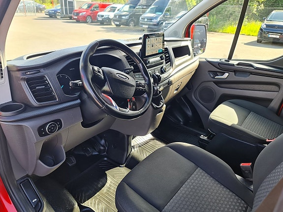 Ford Transit Custom 17 of 27