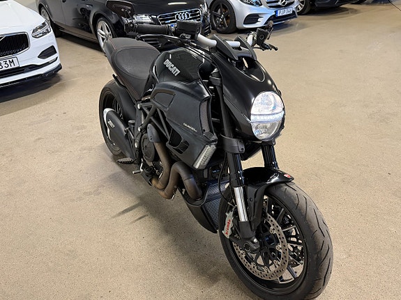Ducati Diavel 1.2 L-Twin Slip-on 154hk 5 of 7