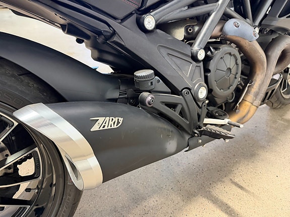 Ducati Diavel 1.2 L-Twin Slip-on 154hk 7 of 7