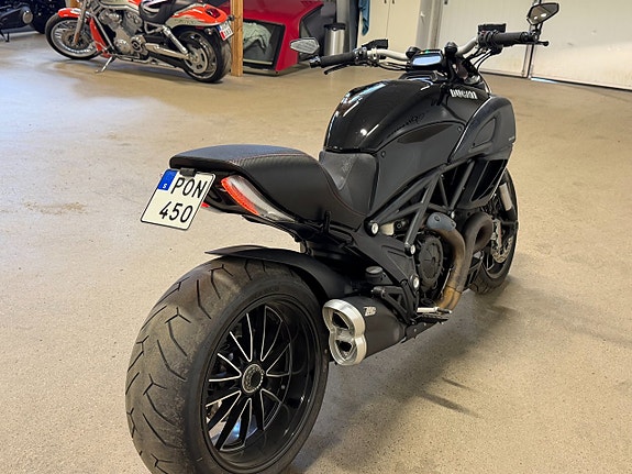 Ducati Diavel 1.2 L-Twin Slip-on 154hk 4 of 7